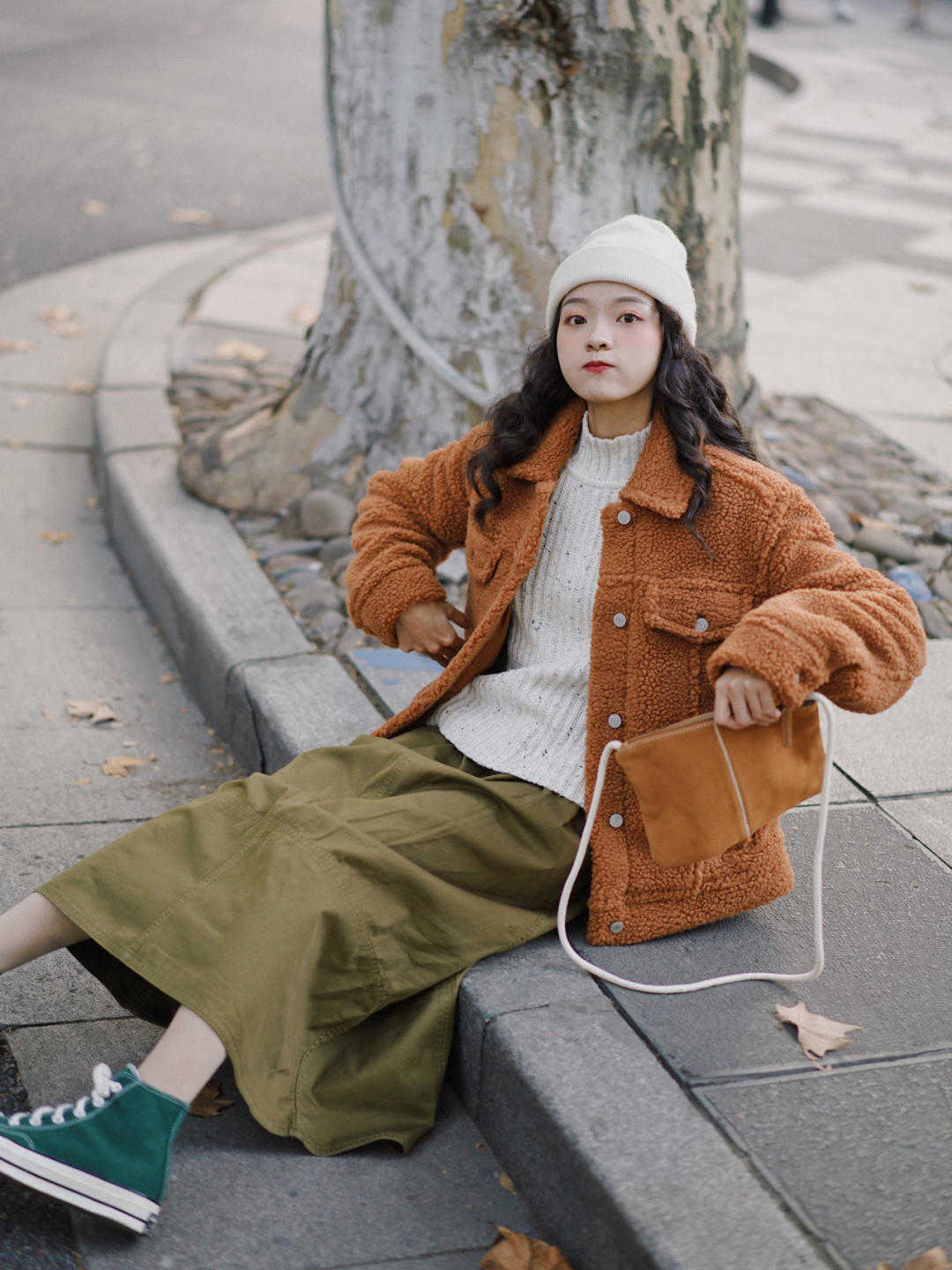 下装|冬天来一件彩虹色羊羔毛外套吧!保暖舒适又减龄,奶fufu的超可爱