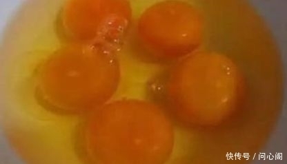 公公|婆婆把鸡蛋这样做,老公和公公都抢着吃,大酒店里都吃不到