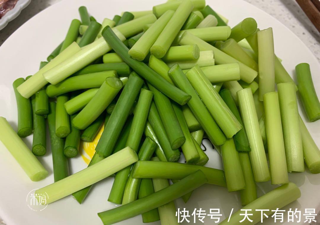 鸡胗|天热没食欲就吃这菜,两三下就做好,清脆爽口又开胃好吃,特香