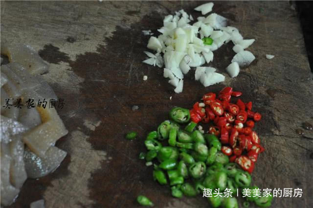 一到夏天，此菜就供不应求！清早就被抢光，女人个个都爱！