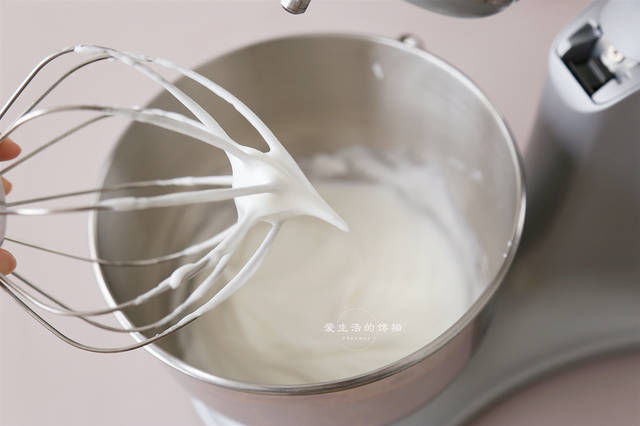  入口|学做慕斯蛋糕，掌握这些配比，做好的蛋糕入口即化，比买的还好吃