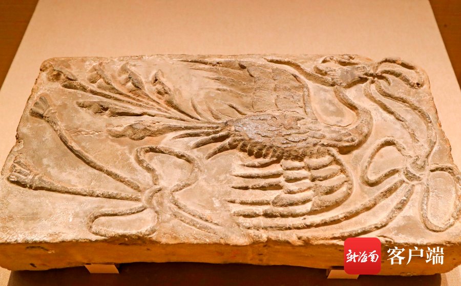  汪承贤摄|12月10日，到海南省博物馆看“觉色敦煌——敦煌石窟艺术展”