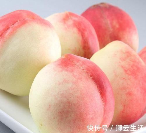 桃子|血液黏稠的人,饭后有3种“现象”,若都没有,说明血管还算通畅