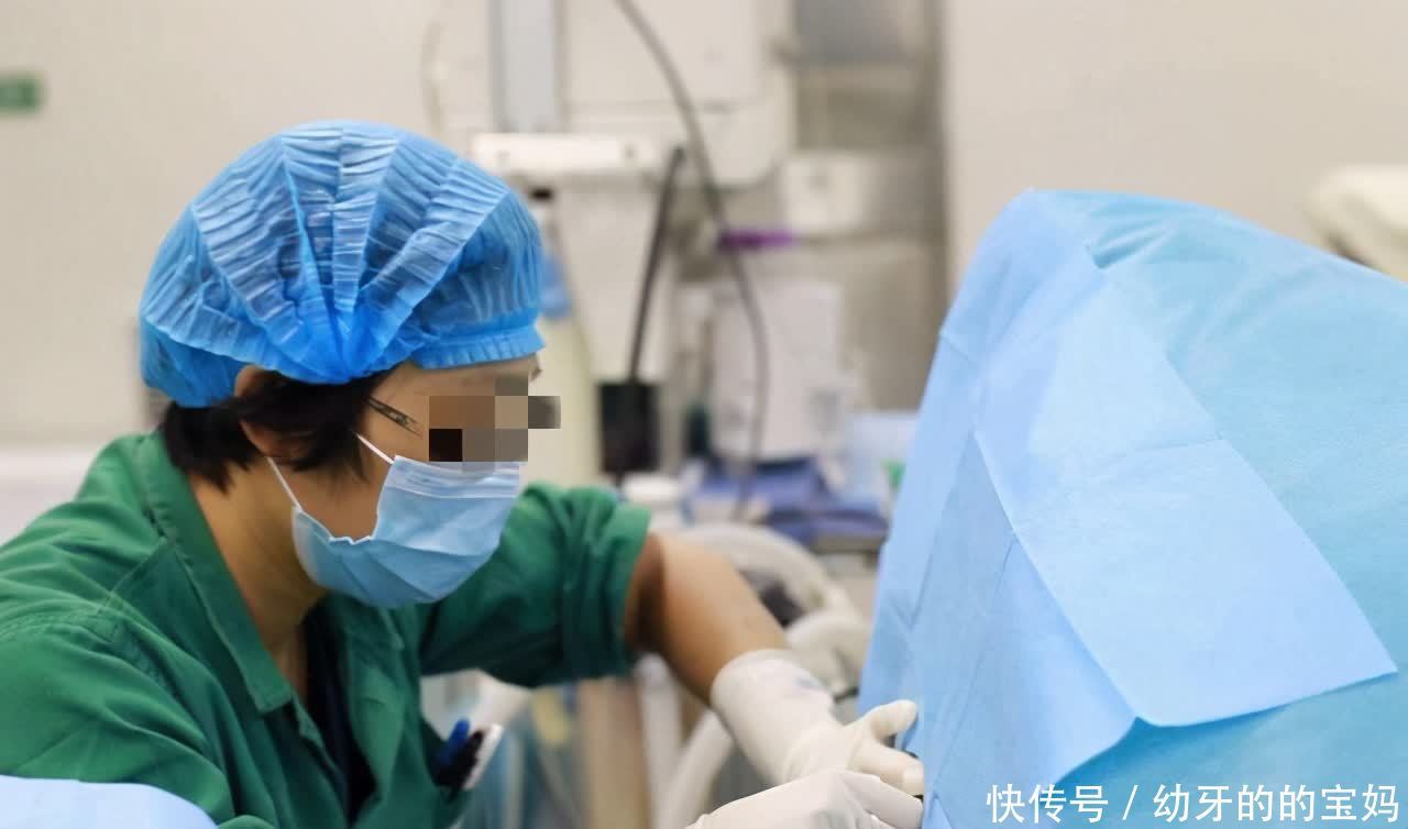 看完分娩时的这些“尴尬事”,才明白为啥产房无尊严,孕妈要了解