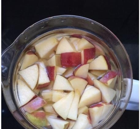 咳嗽|苹果跟它一起煮,止咳效果好,咳嗽“去无影”,见效快