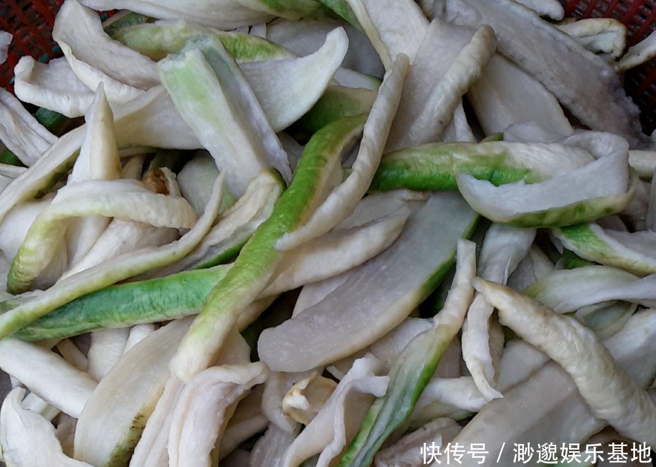  上一年|教你秘制萝卜干的配方和做法，香辣脆爽，放上一年都不会坏