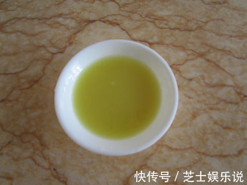 厨房|用姜汁擦背，竟有意想不到的功效，4个厨房里的宝贝，你会用几个