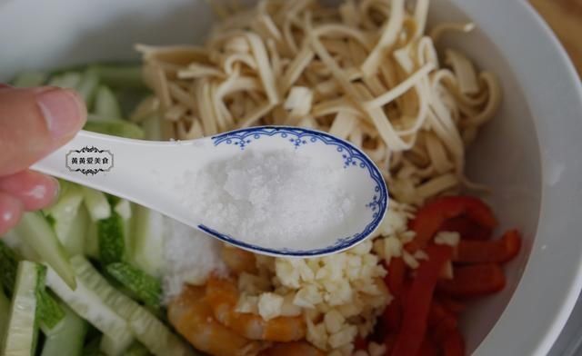 吃不胖|宴客必备的下酒菜,5分钟就能上桌,解腻又清爽,吃不胖就靠它了