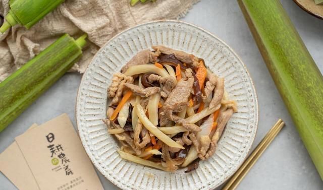 肉丝|“此菜”比肉贵，常吃补钙、强筋健骨，家里有条件要常给孩子吃