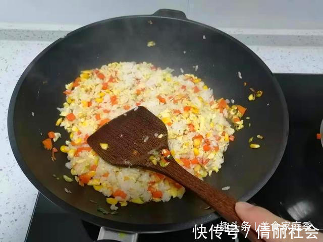 家庭版|黄金蛋炒饭家庭版做法，掌握这几步，厨房小白也能做，一点也不难