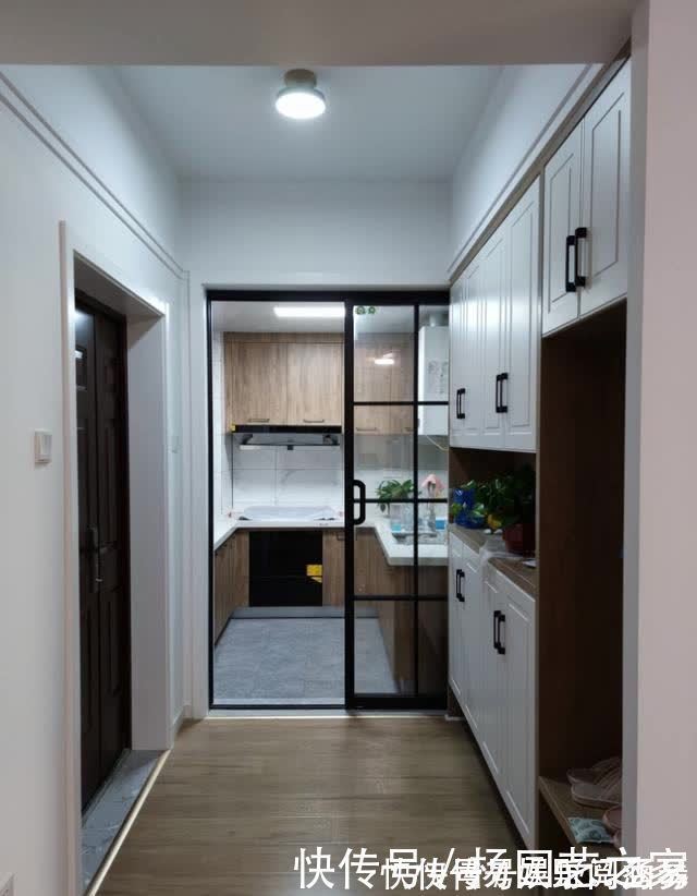 电视墙|新房“自装”不请设计师,不做电视墙很喜欢,入户鞋柜非常实用