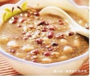 失眠|花生配一宝,每天吃几口,血气足了,失眠好了,皮肤细腻显年轻