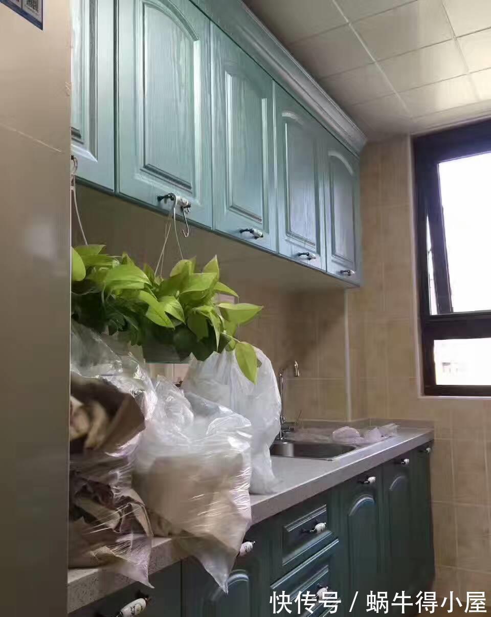 地砖|刚验收的新房,中式风格却贴欧式地砖,不过很喜欢客厅吊灯