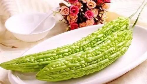 “三甜”伤肝，尽量少吃，“二苦”养肝，可以多吃，你都知道吗？
