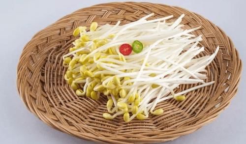 肝脏|南瓜是肝病“发物”?医生提醒:爱吃这3种蔬菜,肝功能容易受损