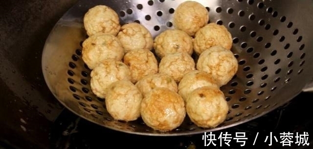 搅拌均匀|秋天要多吃豆腐，教你好吃的做法，鲜嫩美味，比大鱼大肉都好吃