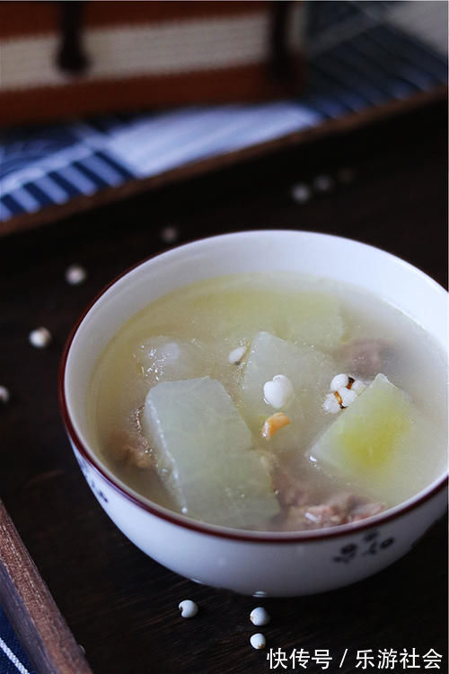 湿气最怕喝“这道汤”，上锅煮一煮，湿气没了，身体也轻松了