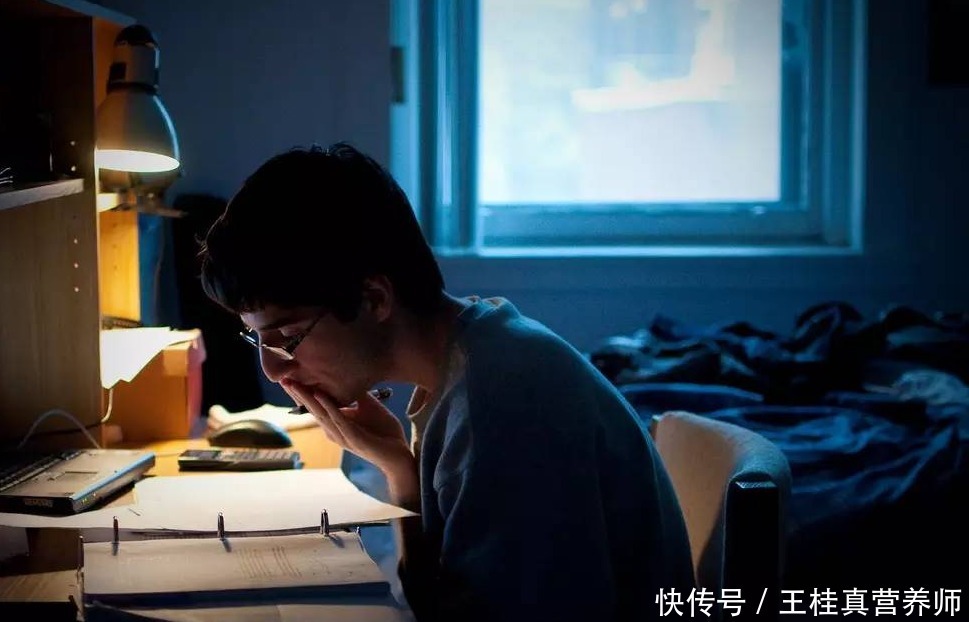 肝损伤|肝损伤不可以吃猪肝?肝不好的人,还要少吃这4种素食