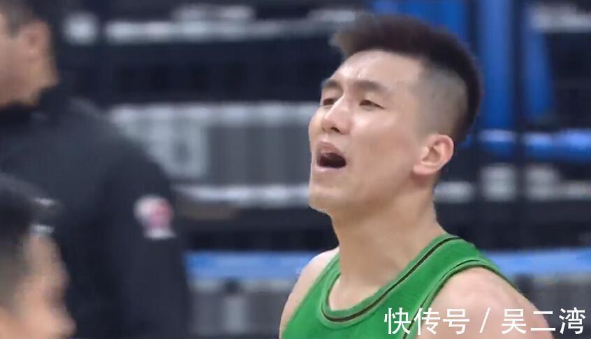 广州龙狮|最后1秒,郭艾伦被逼迫进攻遭盖帽,杨鸣尬笑,这人竟是杜锋外甥