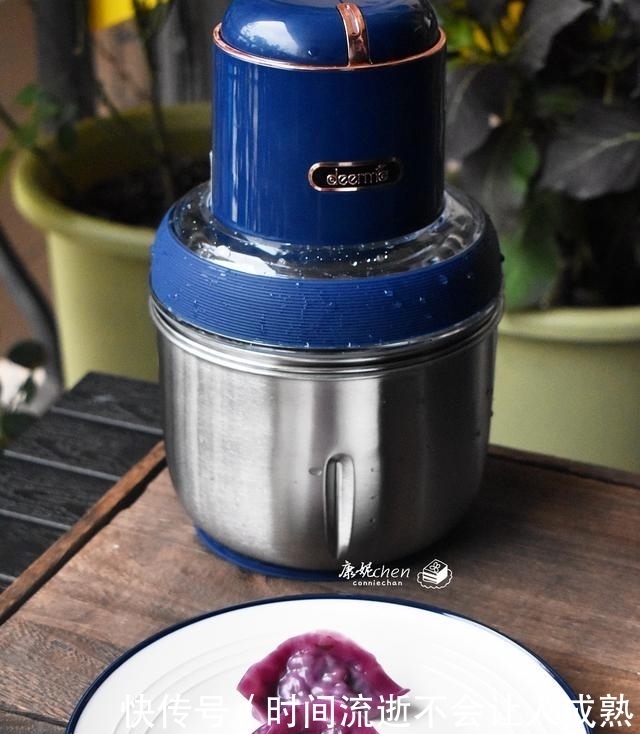 春天用这三种食材做饺子馅,鲜美汁多味道超赞,蒸饺煎饺都很好吃