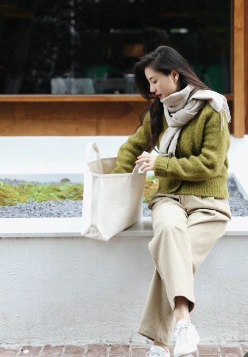 下半身|针织衫搭这3种下装,显瘦显高又有气质,冬天让你美出新高度!