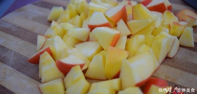 好吃|面粉别蒸馒头了,教你好吃做法,比馒头简单,比包子好吃,香!