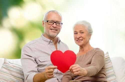 骨质疏松|50岁的男人,若六个迹象都没出现,值得恭喜,可能拥有长寿体质!