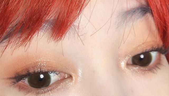 闪片|看上去好好吃的巧克力眼影,撕开包装的那一刻我差点咬上去