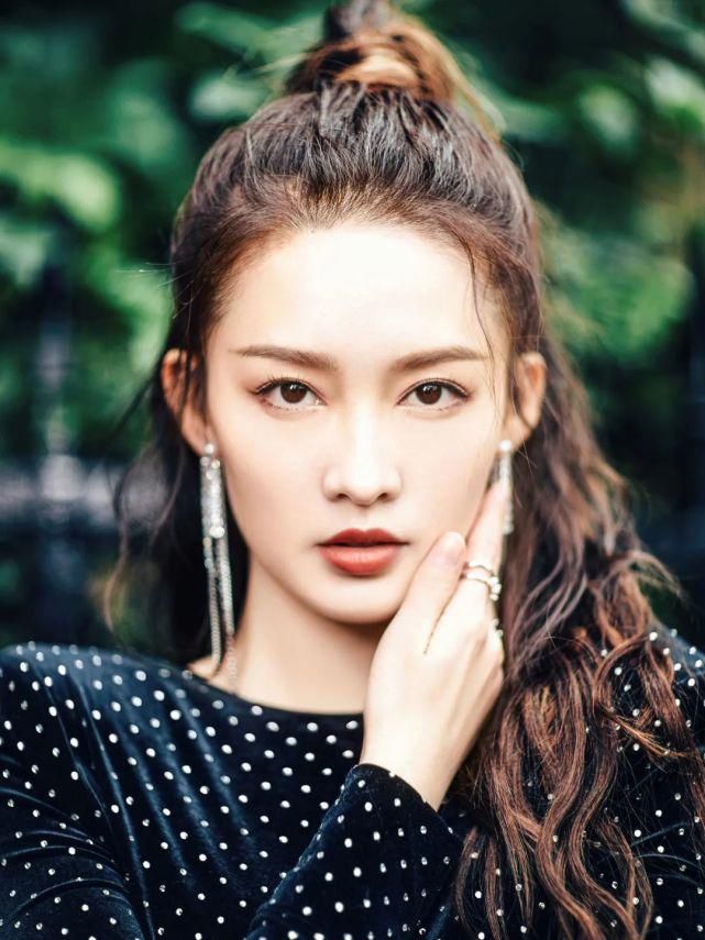 2021公认美女新类型来了！“奶茶系女生”火了！