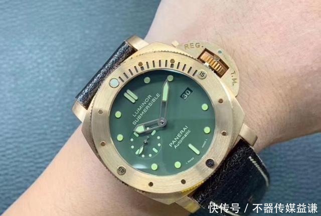 纽约等地联合执法缴获大量奢侈品！当众碾压销毁完全不给一点面子