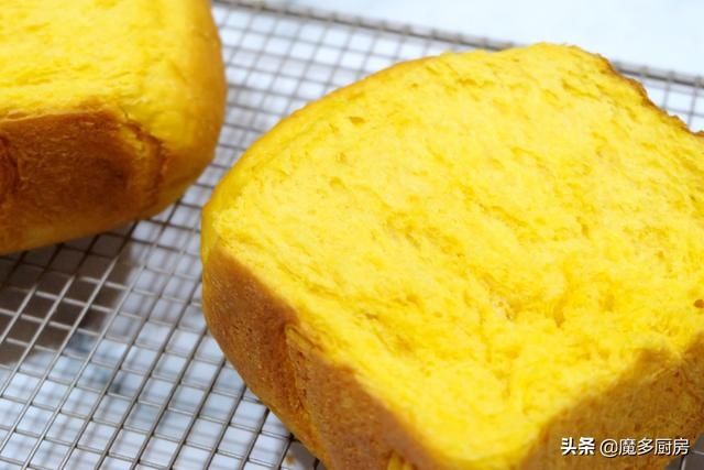 在家做面包并不难,两款健康美味吐司面包做法分享,柔软拉丝好吃