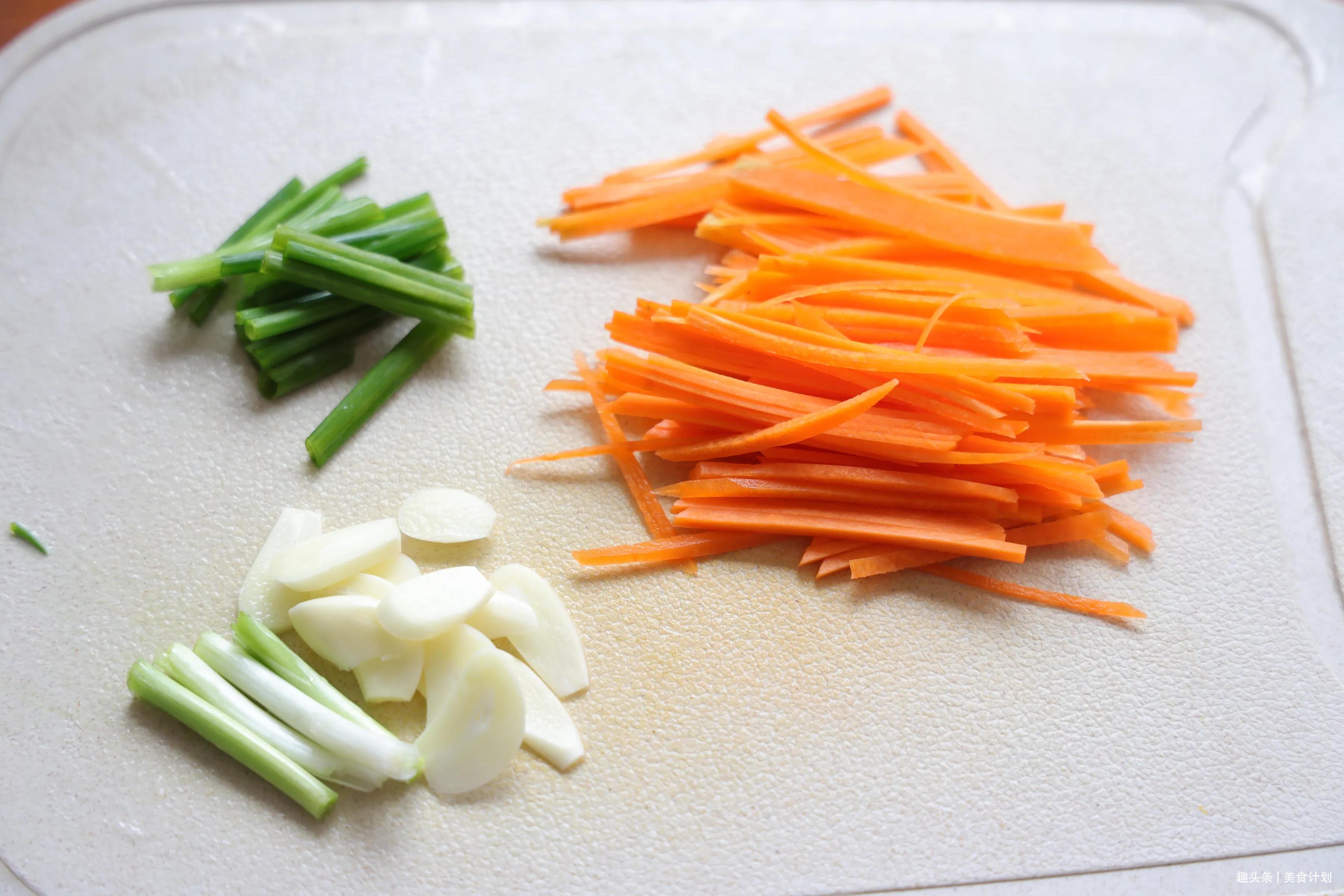 对抗秋老虎,清脆爽口的菜谱不能少,每次上桌必光盘,孩子超爱吃