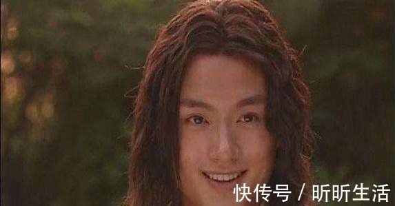 葵花宝典|金庸笔下十大高手排行榜,扫地僧排第七,前两名你猜不到