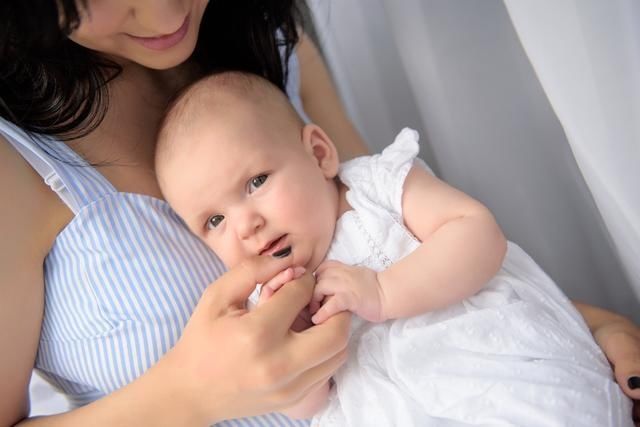 肤色|男孩最容易遗传妈妈的几个特征,这不是迷信说法,来了解下