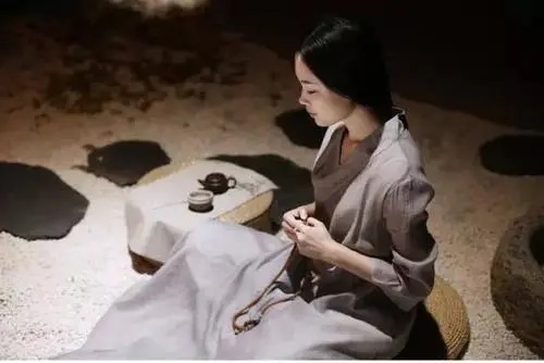 梅花@宋代一个尼姑春日里的一首诗,留下千古名句“春在枝头已十分”