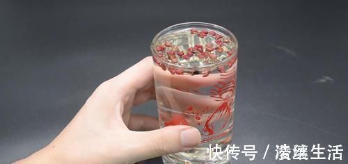 花椒|每天都用花椒泡水喝，作用真厉害，解决了很多男人女人的困扰