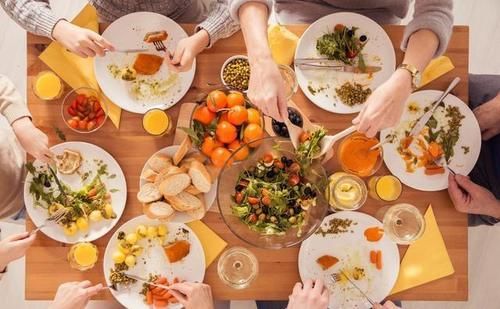 吃什么食物能降尿酸？六种食物不吃，六种食物