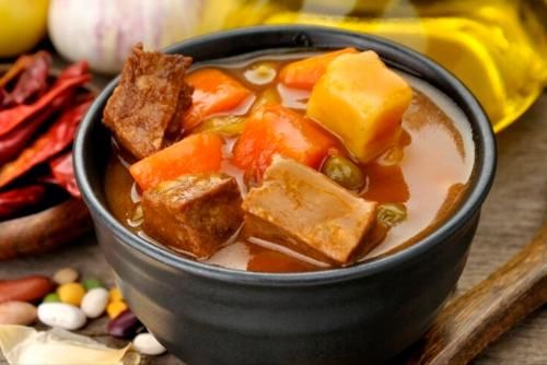 鲜香|炖牛肉，第一步并非焯水，多加1步，牛肉软烂不塞牙，鲜香无腥味