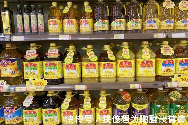 炒菜用啥油?油炸用啥油?食用油别乱用,选对油炒菜香,油烟少