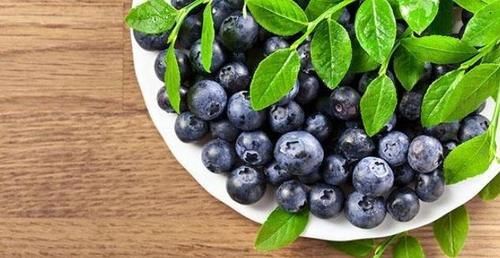 食物|想长寿要先排毒，多吃三种食物，排毒护肤，滋阴补阴，增强记忆力