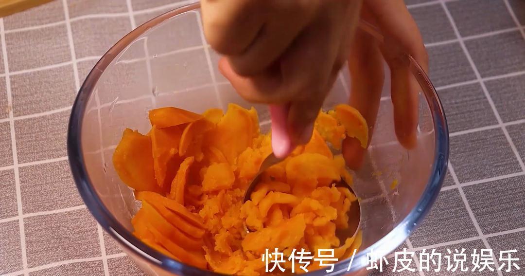 红薯别烤着吃了,比蛋糕好吃百倍,补钙又补脑,宝宝吃光了