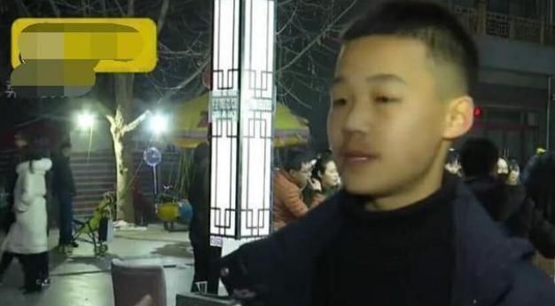 孩子|“商业鬼才”初中生,摆地摊8天赚2万元,网友:经济头脑让人佩服