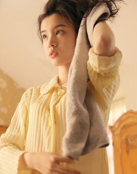 护发的7个步调，每一个都非常简略，能做到的人非常少，怪不得头发少