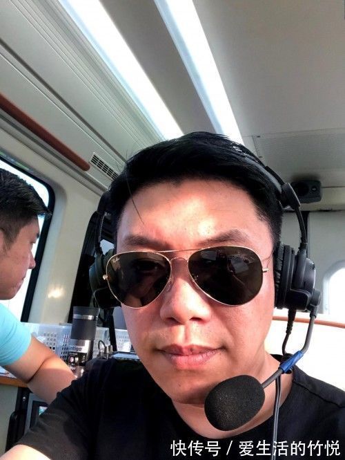 听众!一边大笑一边涨知识!他用相声改编《山海经》让人越听越上头