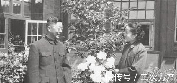 民国时期$民国才女赵清阁:告诉老舍只有跳江才能相守,老舍投湖她终身未嫁