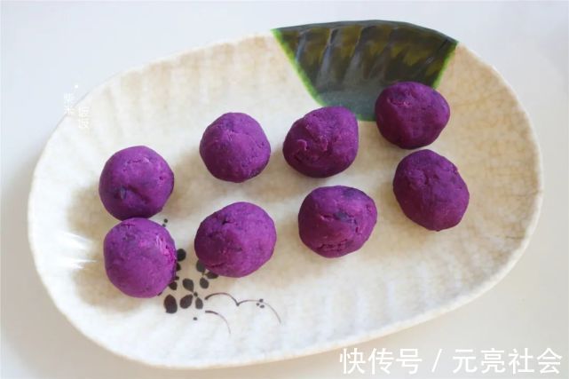 紫薯酥|这款懒人小饼要试试,不用揉面,做法简单,香酥好吃孩子喜欢