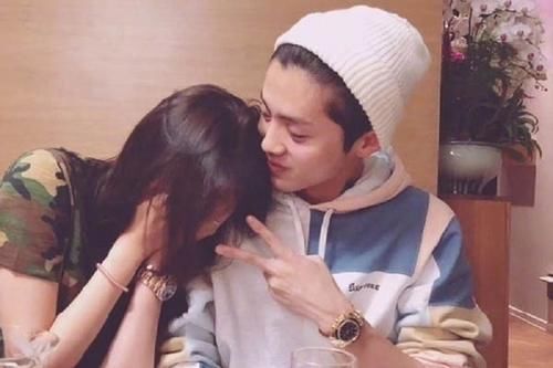 关晓彤|王牌6:关晓彤受惩罚,被要求晒最爱的人丑照,她竟没有选择鹿晗