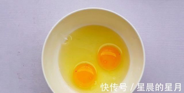 家人|别再用白面包饺子了，做成水晶饺子，看着就很有食欲，家人都爱吃！