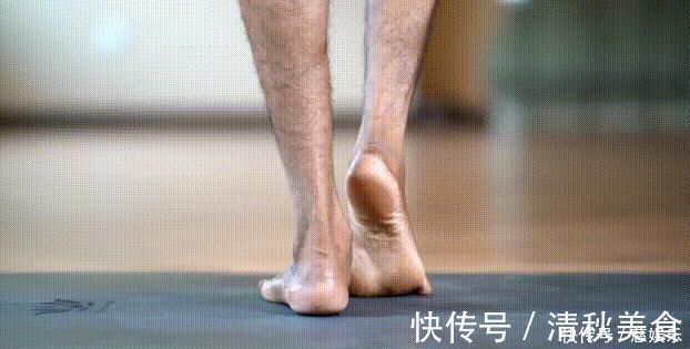 脚部|瑜伽练习如何更稳固5个动作增强足弓，帮助你打好基石