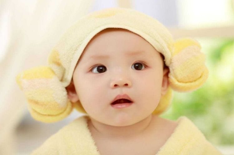 怀孕生娃|2岁娃回忆胎中生活,“喝水吐水很无聊”,宫内记忆真的存在?